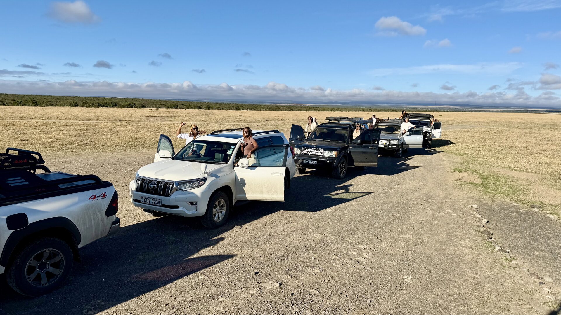 Wild Queens Expedition convoy driving into the wilderness